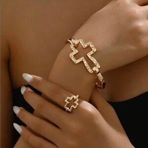 Gold Cross-Link Bracelet and Ring Set - Women Jewelry